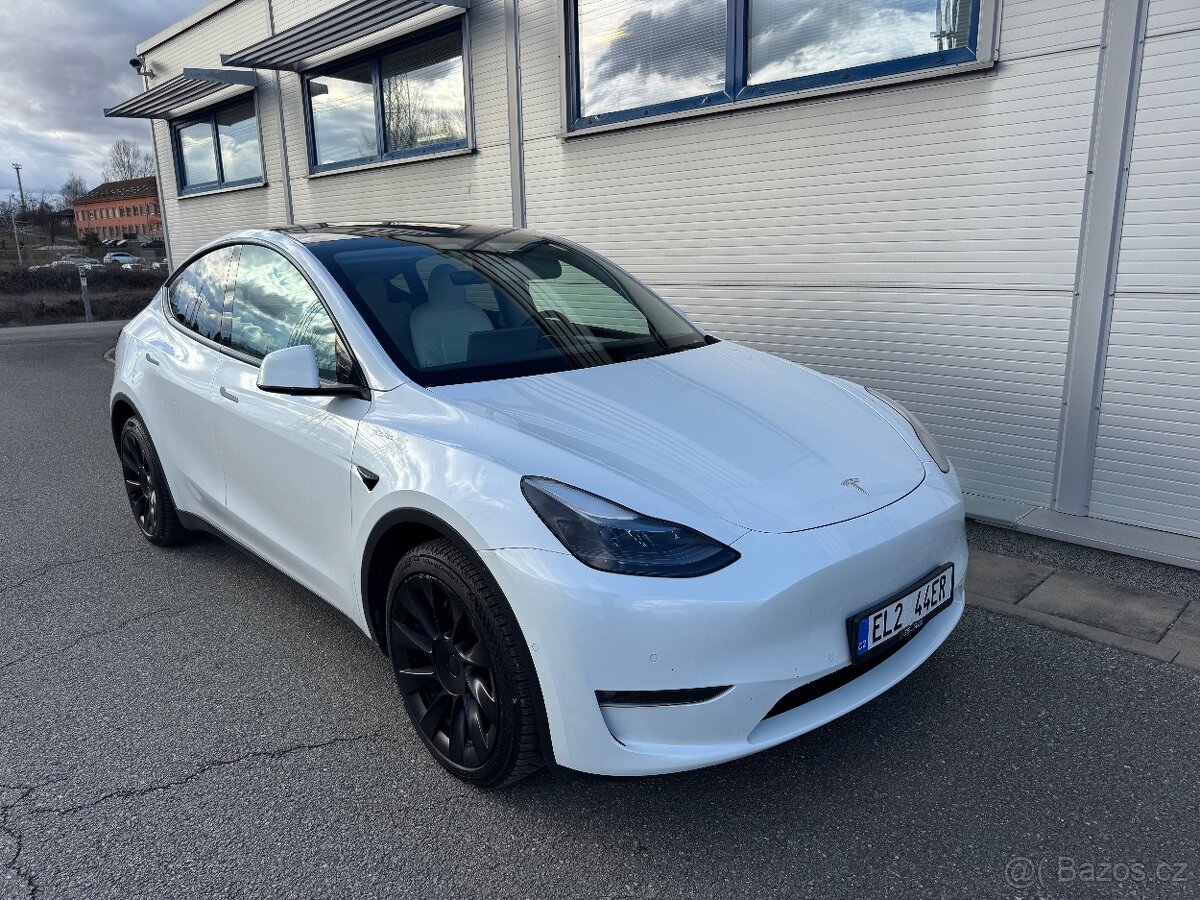 Tesla Model Y, Long Range 4x4 záruka 2029 DPH