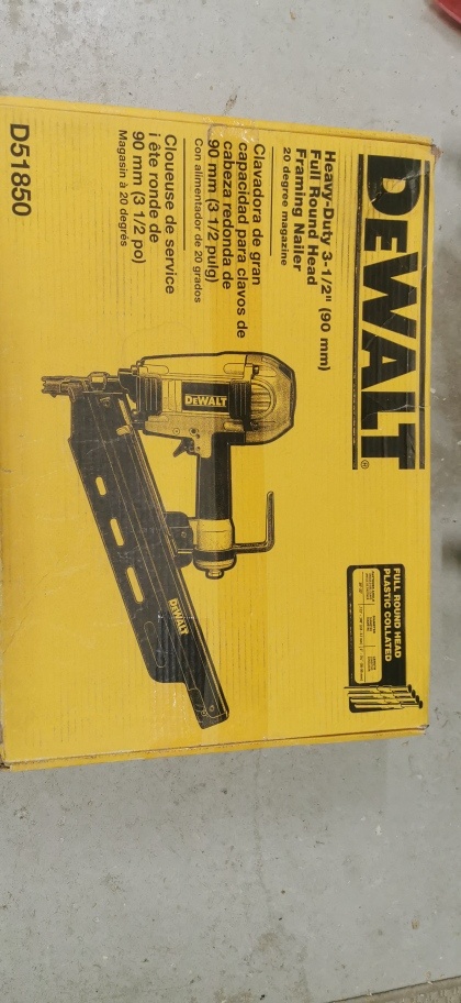 Hřebikovačka DEWALT