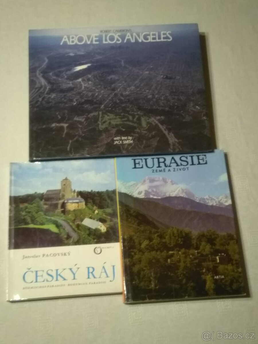 Knihy různé 3 kusy/100,-