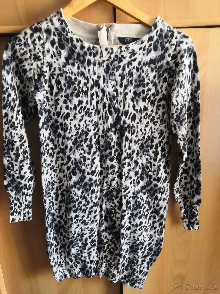 Šaty se vzorem leopard