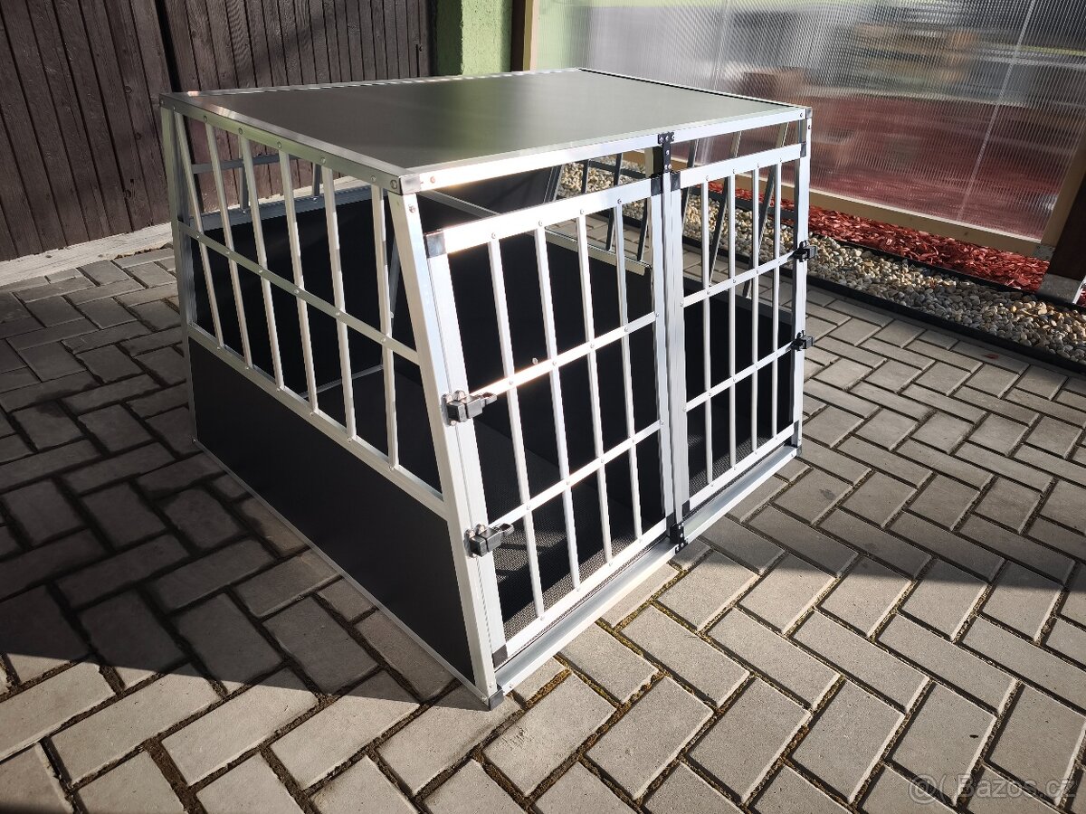 Cestovní přepravka pro psa