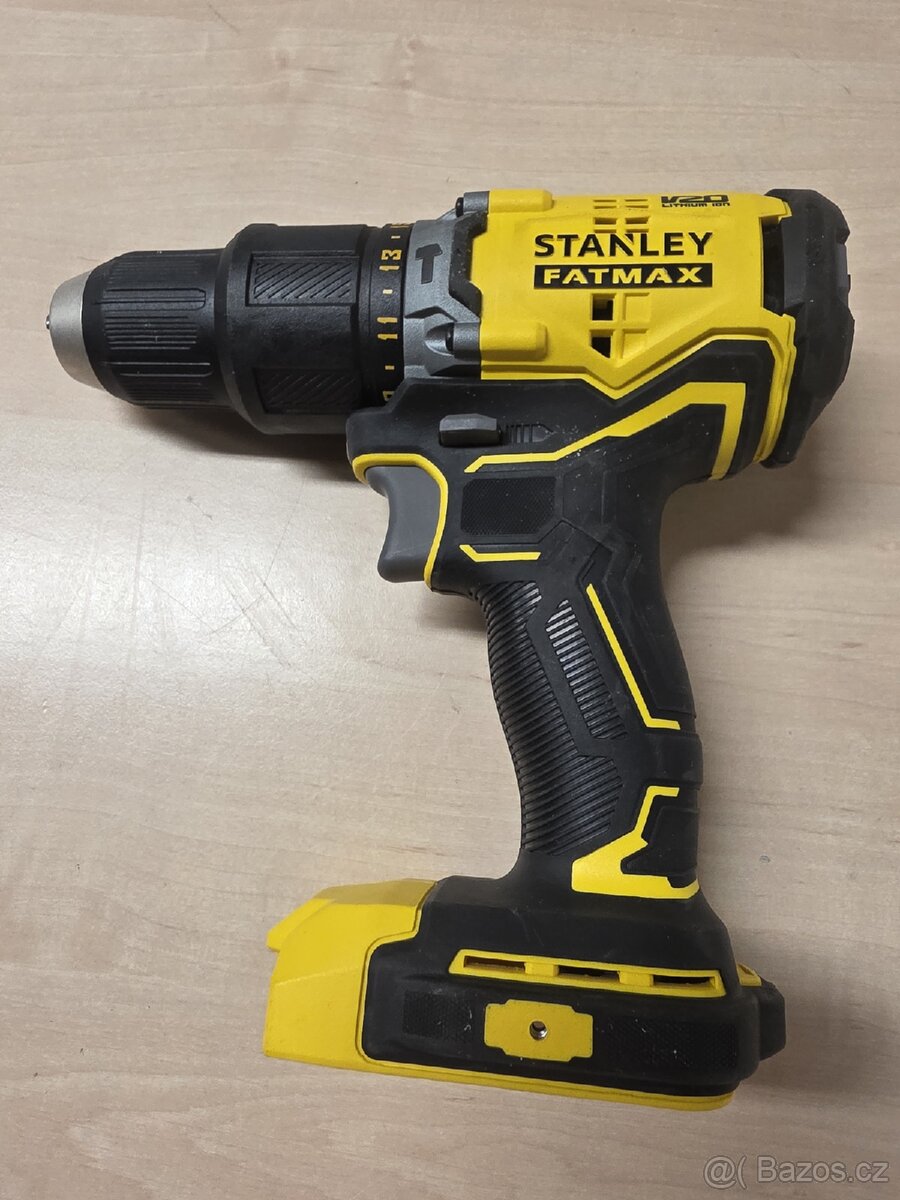 Nová aku příklepová vrtačka Stanley Fatmax SFMCD715