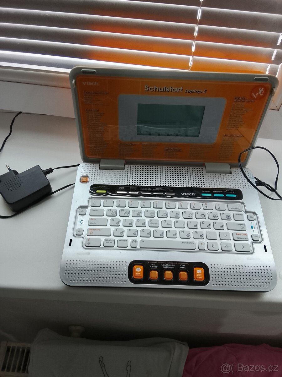 DETSKY POCITAC MLUVI NEMECKY