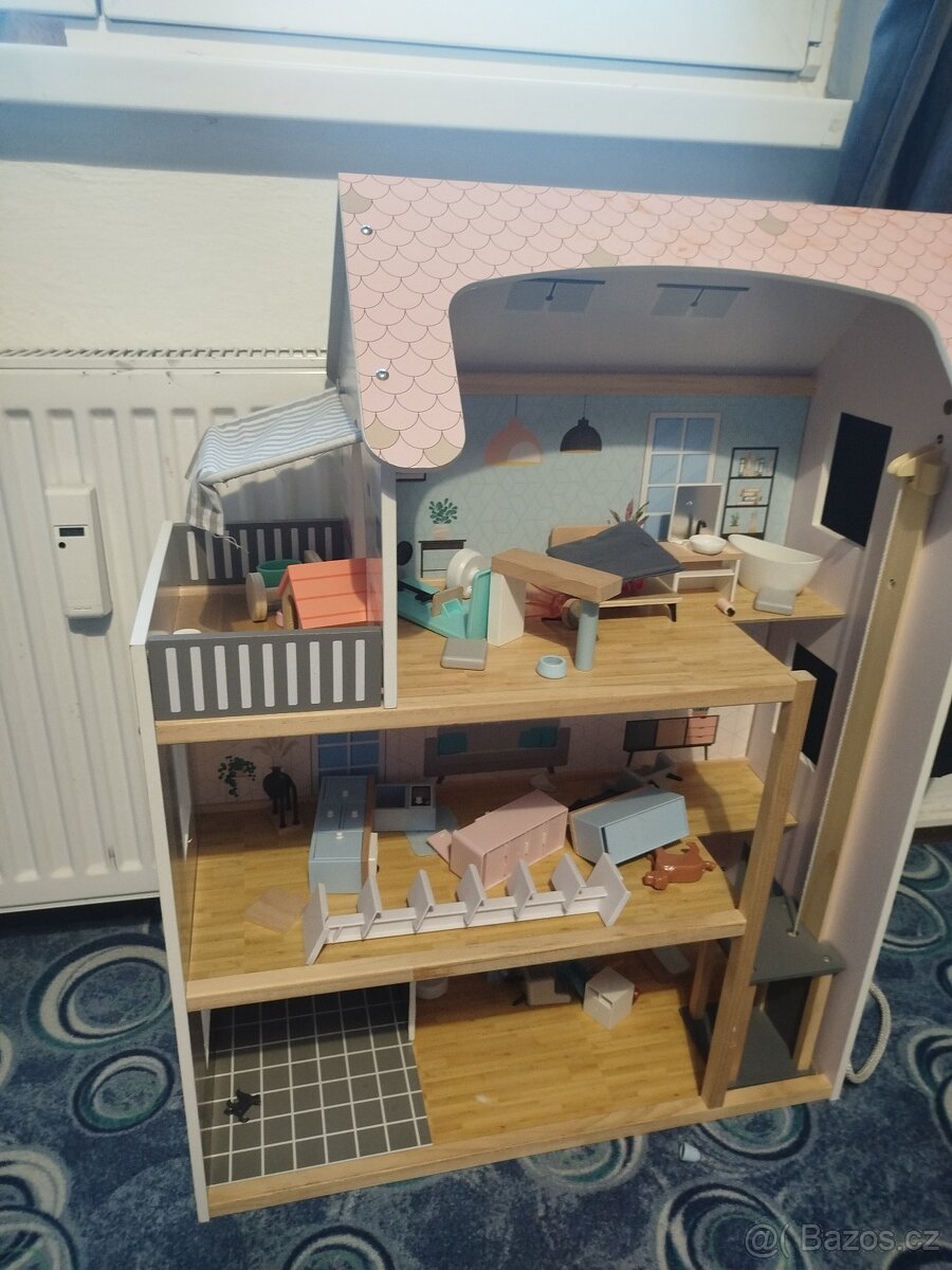 Domeček pro panenky