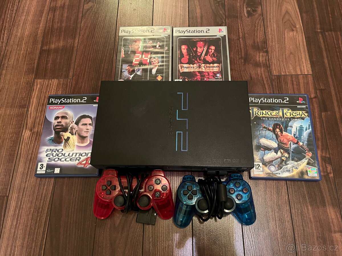 PS2 + 4 HRY + 2 OVLADAČE