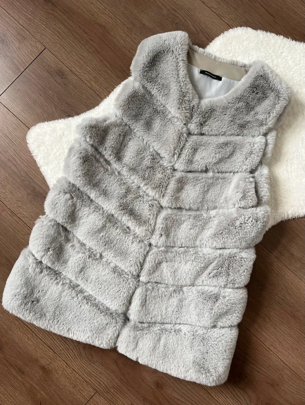 Dámská kožešinová vesta