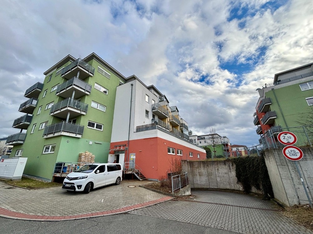 Prodej garážového stání Praha Kbely