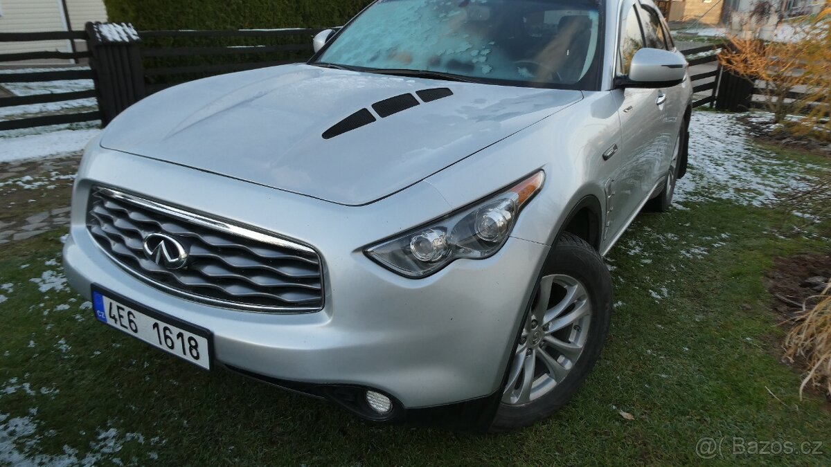 Infiniti FX35 / prodej po 1.4. /