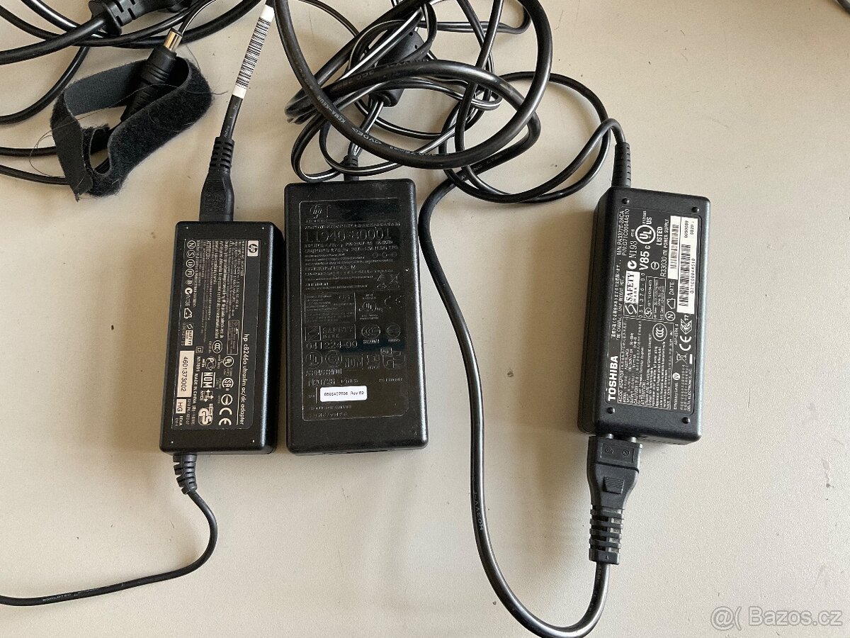 Napájecí adaptéry