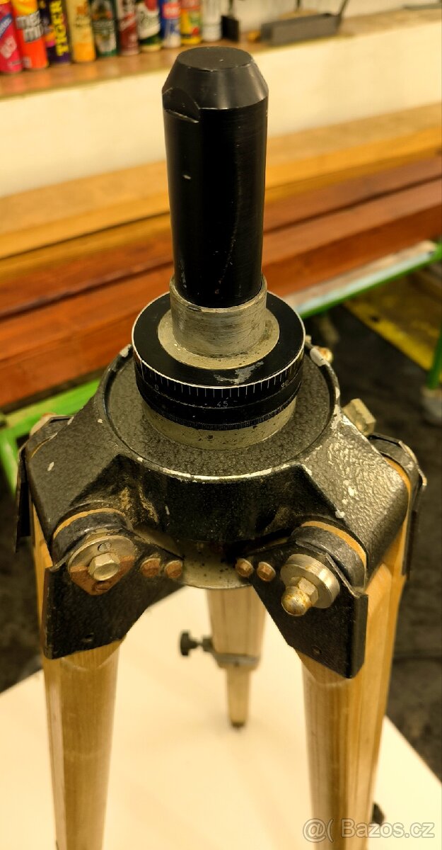 Dřevěný stativ ATR 2 RFT - ULOŽENKA