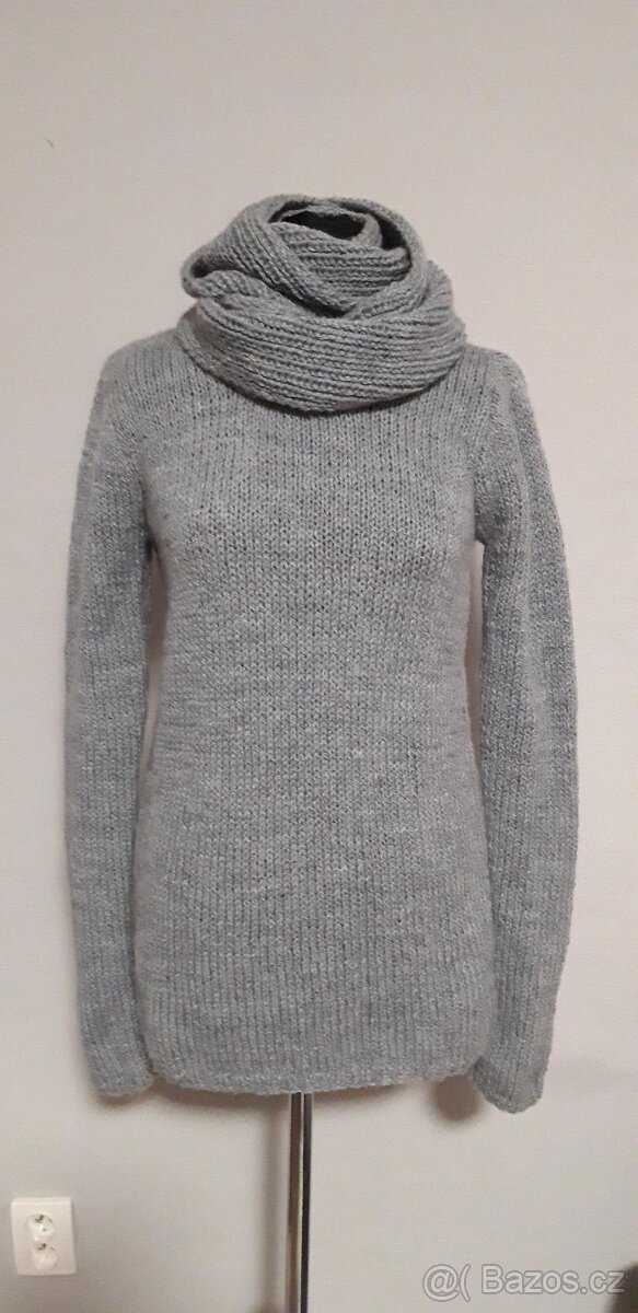 Dámský svetr nákrčník