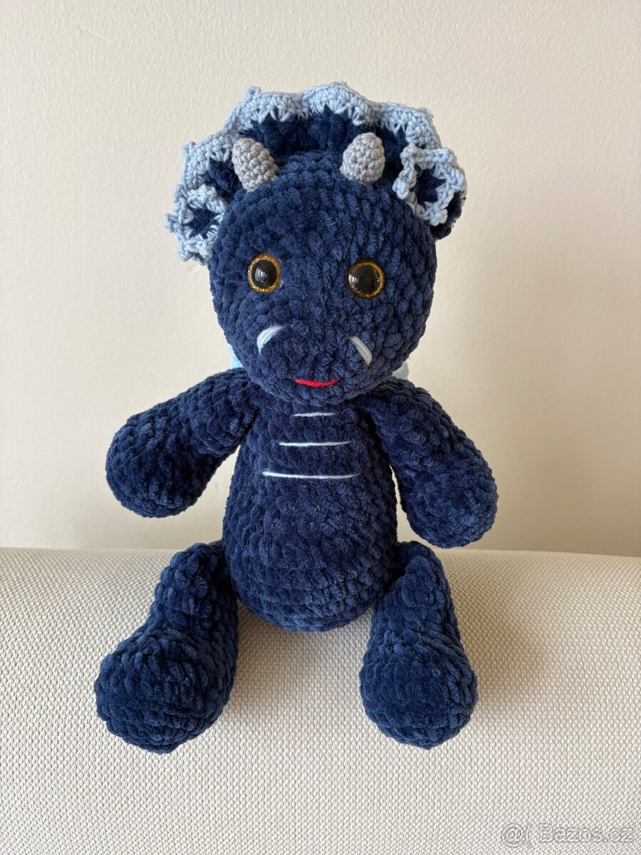 Háčkovaný dráček