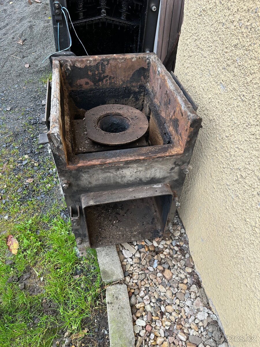 Podstavec pro kotel Viadrus hercules duo 5čl