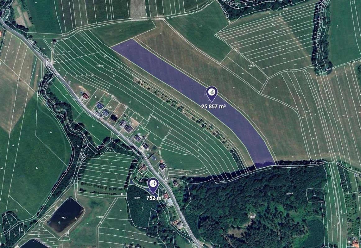 Prodej podílu 5/8 pole 16 631 m², Podolí