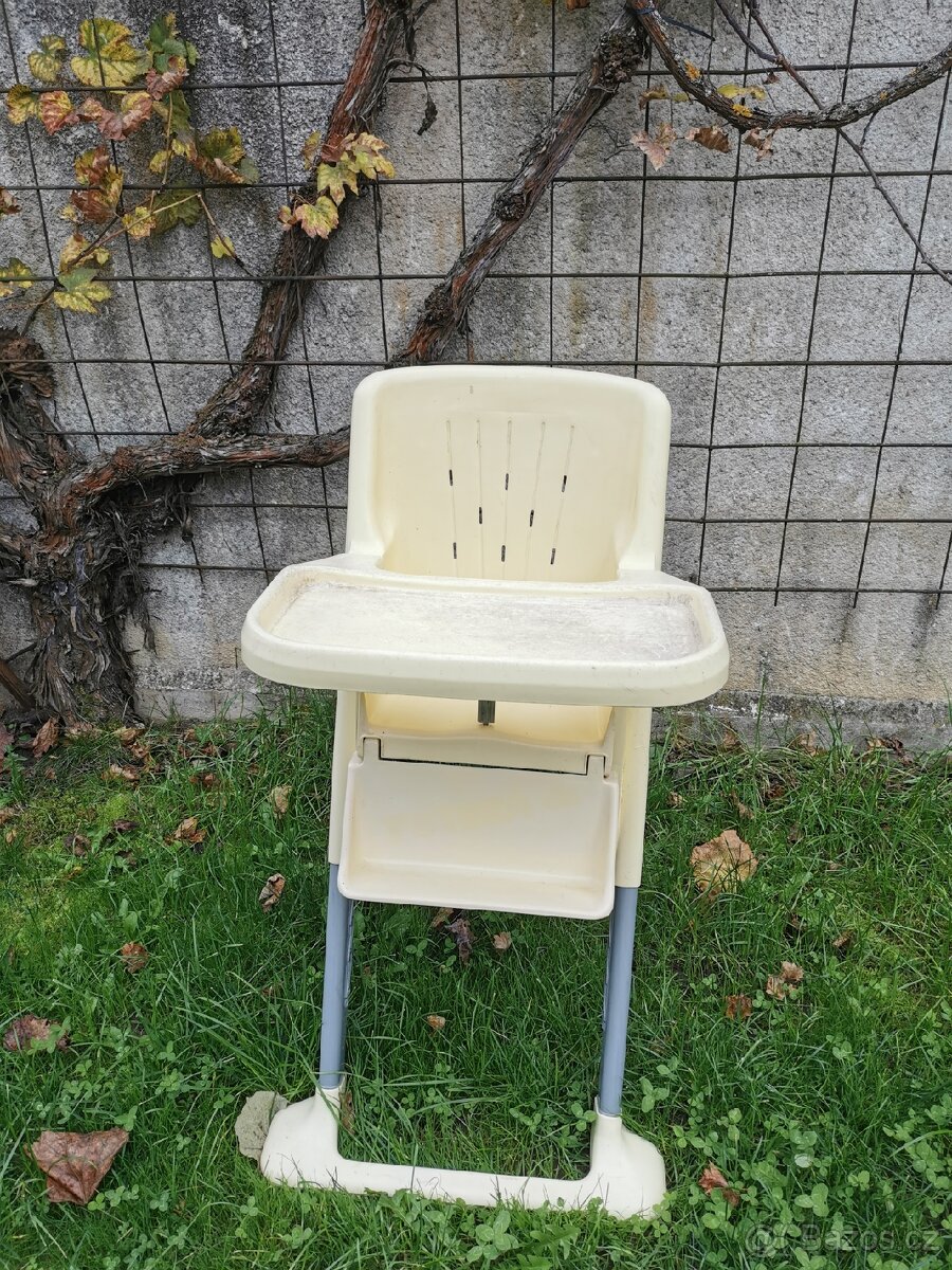 Jídelní židlička