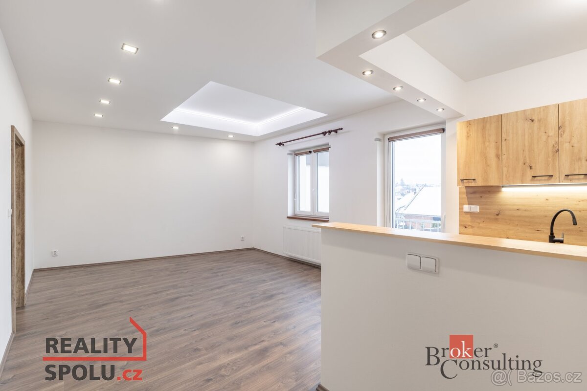 Pronájem, byty/3+kk, 81 m2, Brněnská, 66451 Šlapanice, Brno-