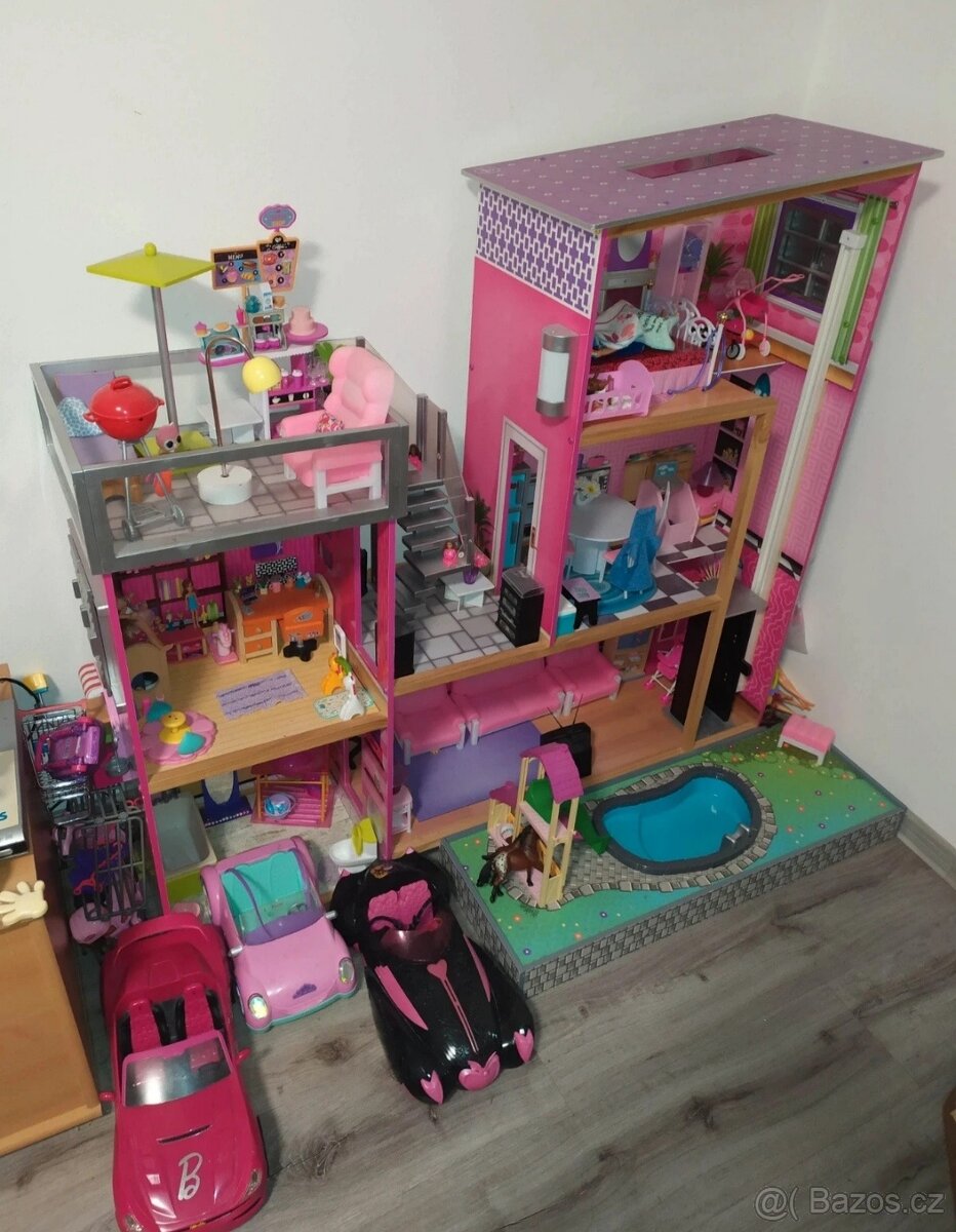 Barbie dům