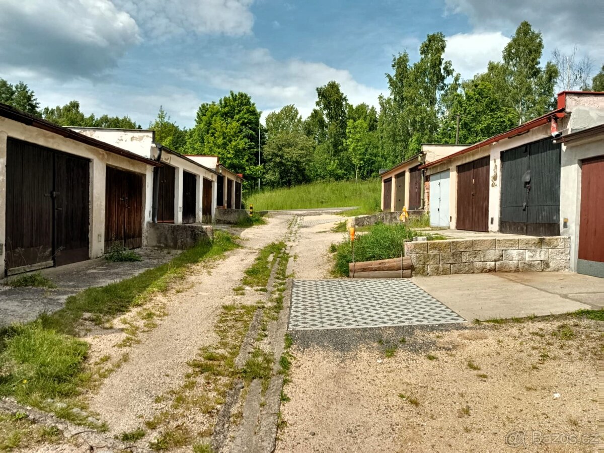 Pronájem garáže Kunratická, Liberec