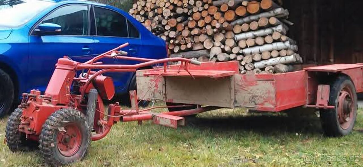 Malotraktor s vozíkem