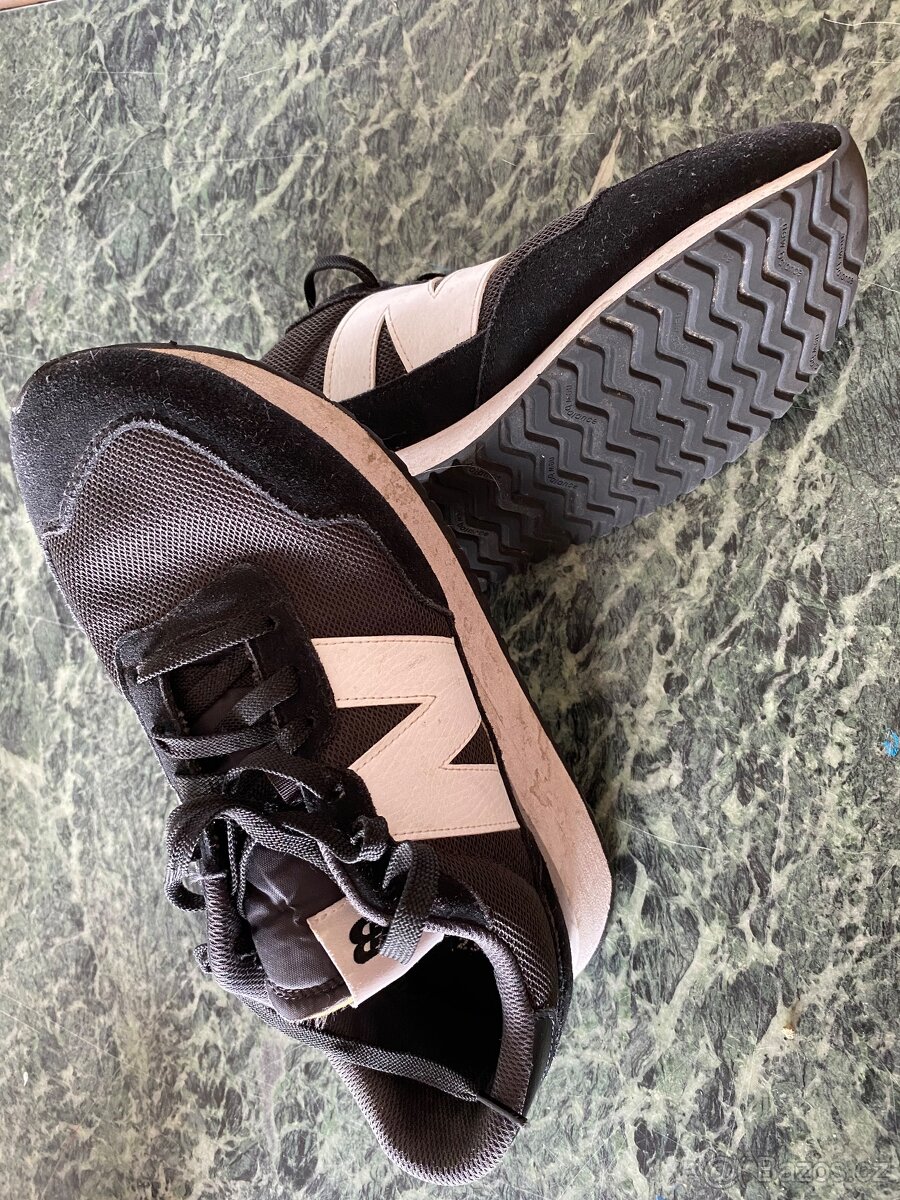 New Balance tenisky