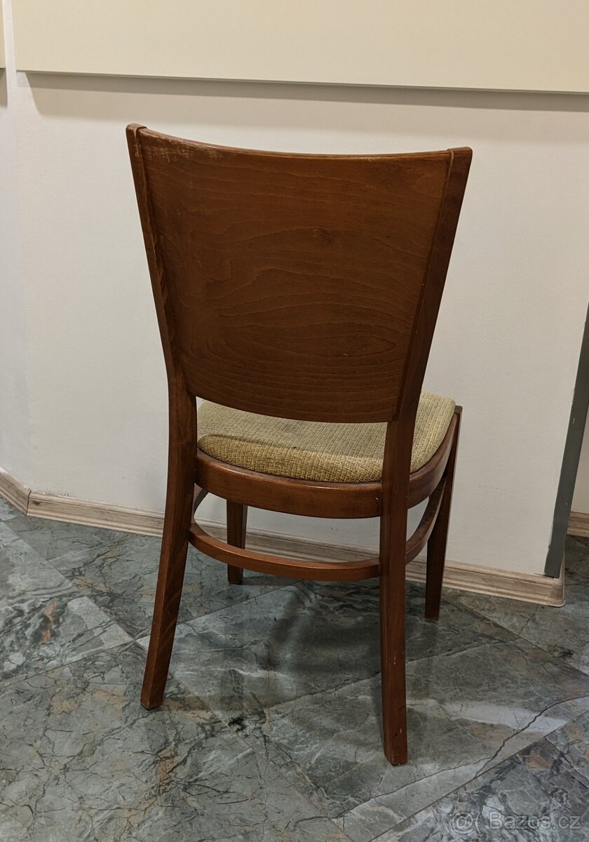 Dřevěná židle TON