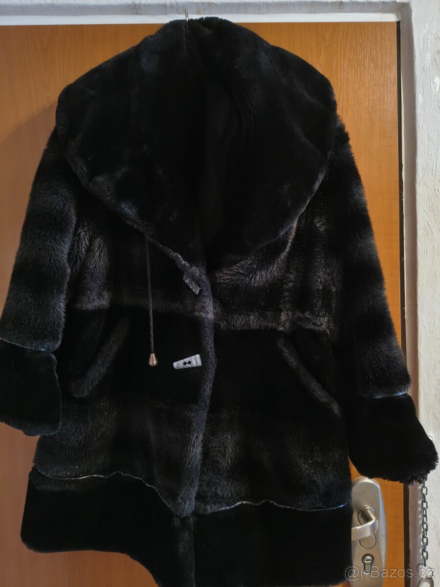 Nový dámský 3/4 umělý kožíšek, vel 40-42