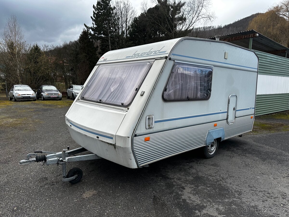 Beyerland Vitesse, r.1988, STK, 4 osoby, prodej