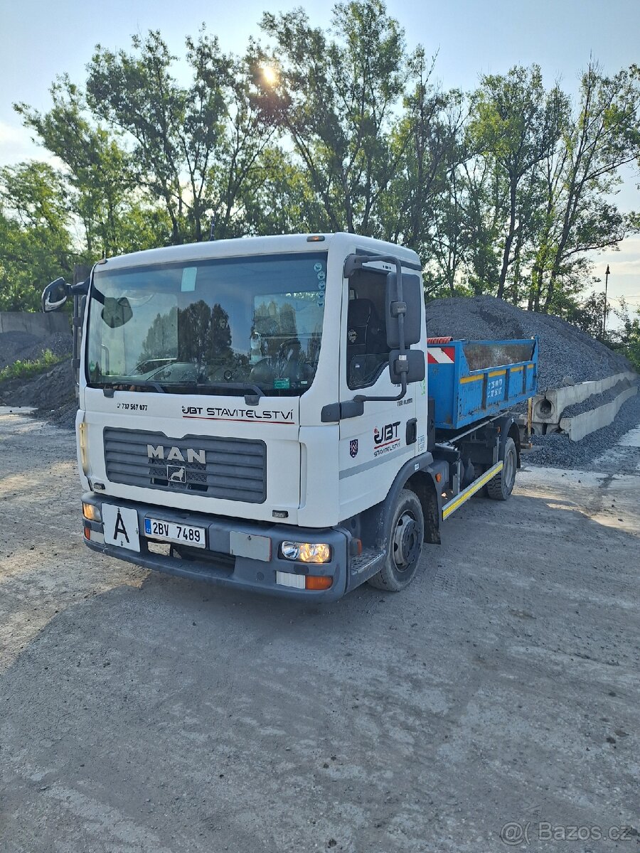 Zemní práce a kontejnerova doprava