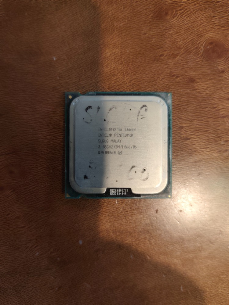 Intel Pentium E6600 – procesor (CPU)