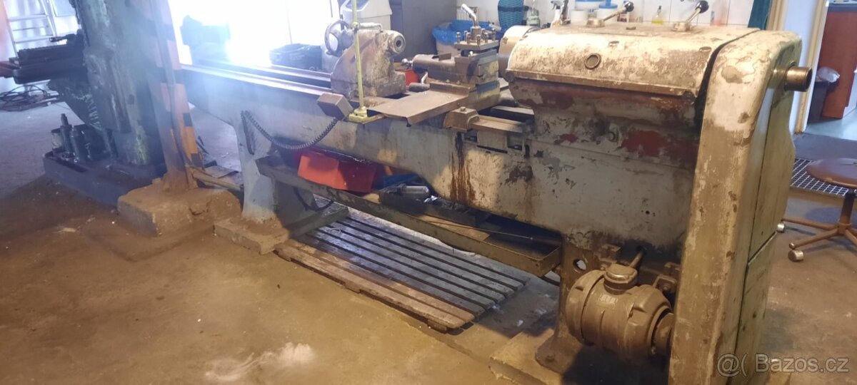 Soustruh TOS k prodeji