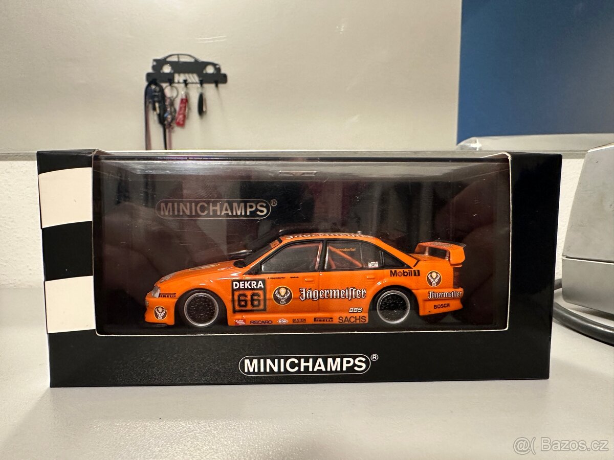 Minichamps 1:43 Opel Omega 3000 24v DTM