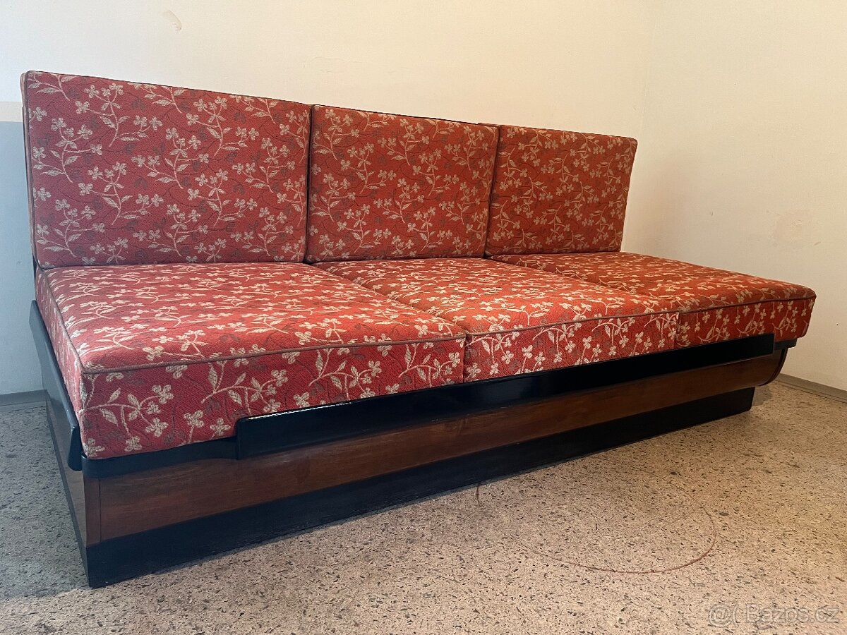 Rozkládací pohovka / gauč Halabala