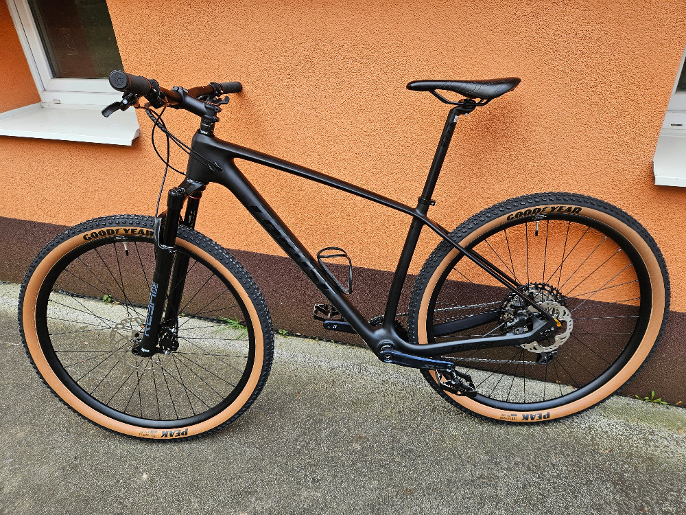 Prodám nové karbonové kolo 29" vel. L (19")