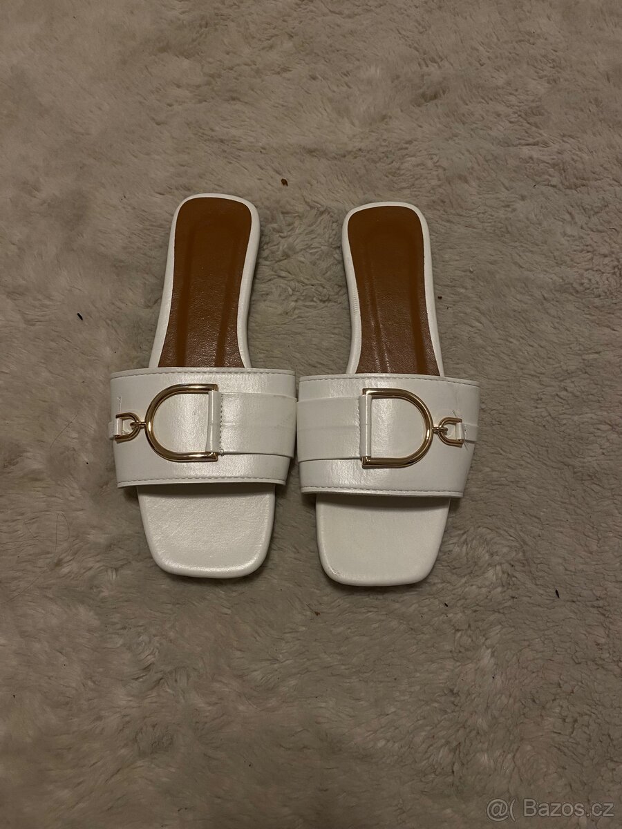 Bílé Dámské Pantofle