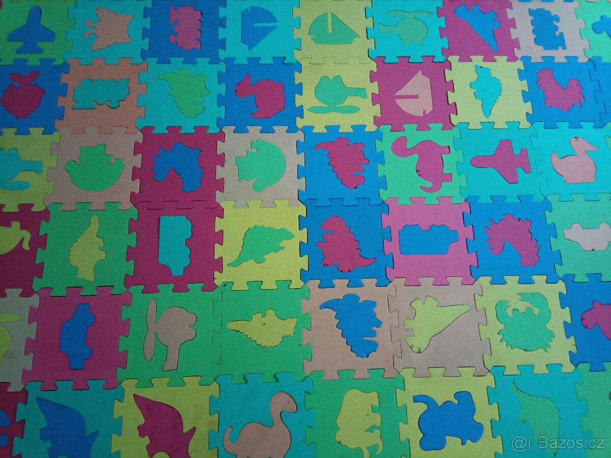 Podlahové puzzle pro děti