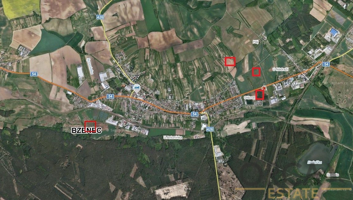 Prodej podílu 2 764 m2 na pozemcích v k.ú. Bzenec