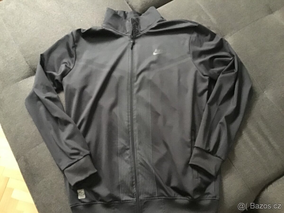 Tepláková souprava N.I.K.E vel XL