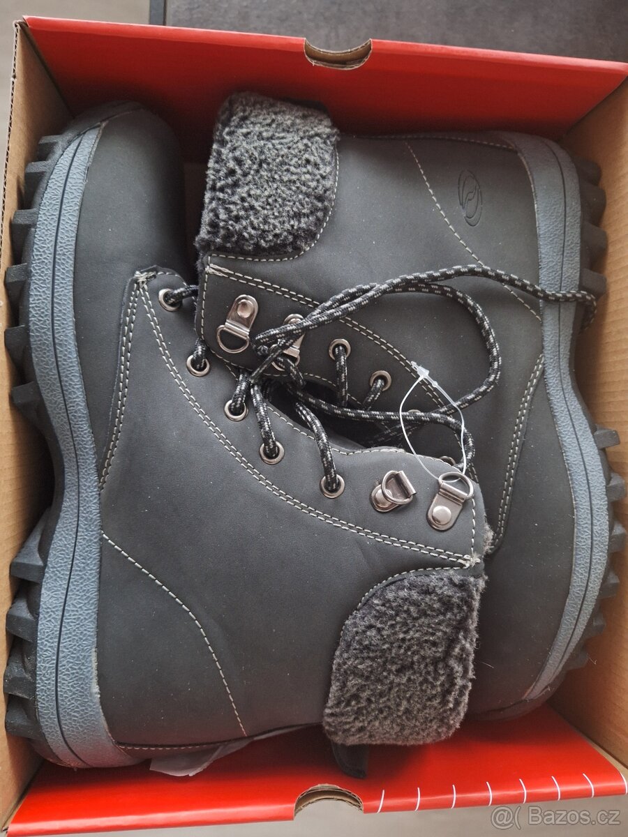Dámské zimní boty Loap - nenošené, velikost 40