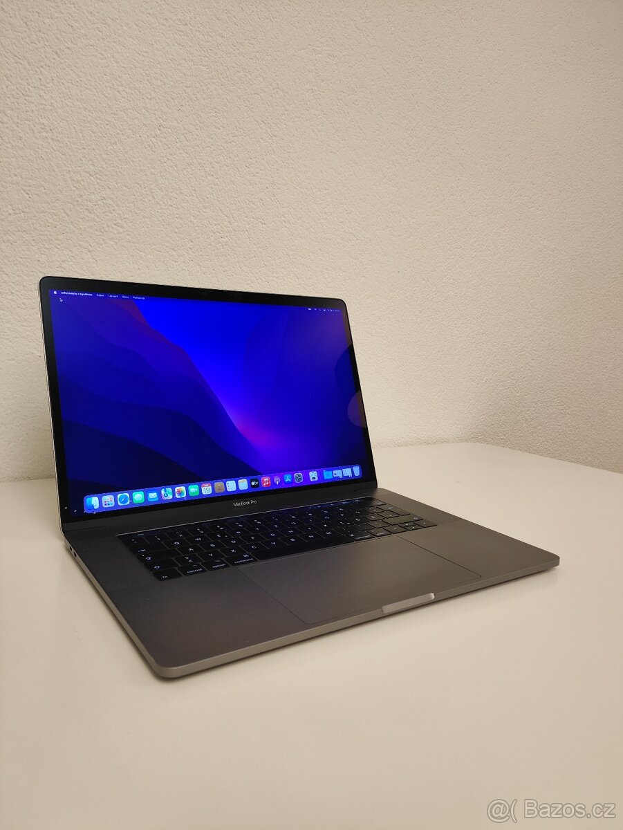 MacBook Pro 15" A1707 | i7 • 16GB • 512GB SSD