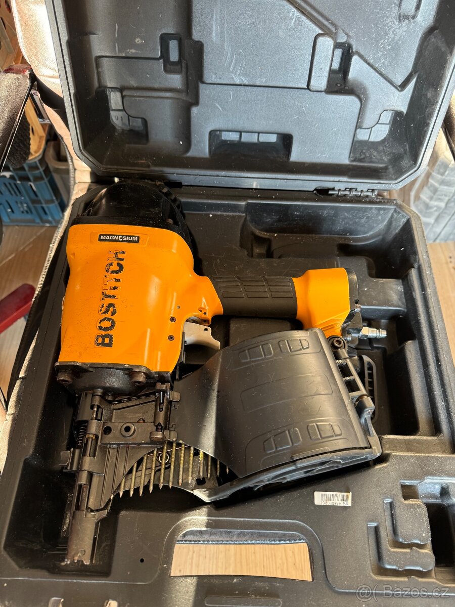 Prodam Pneumatická hřebíkovačka Bostitch N89C-2K (hřebík