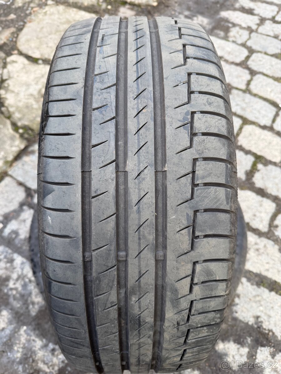 Letní pneu 235/50/19