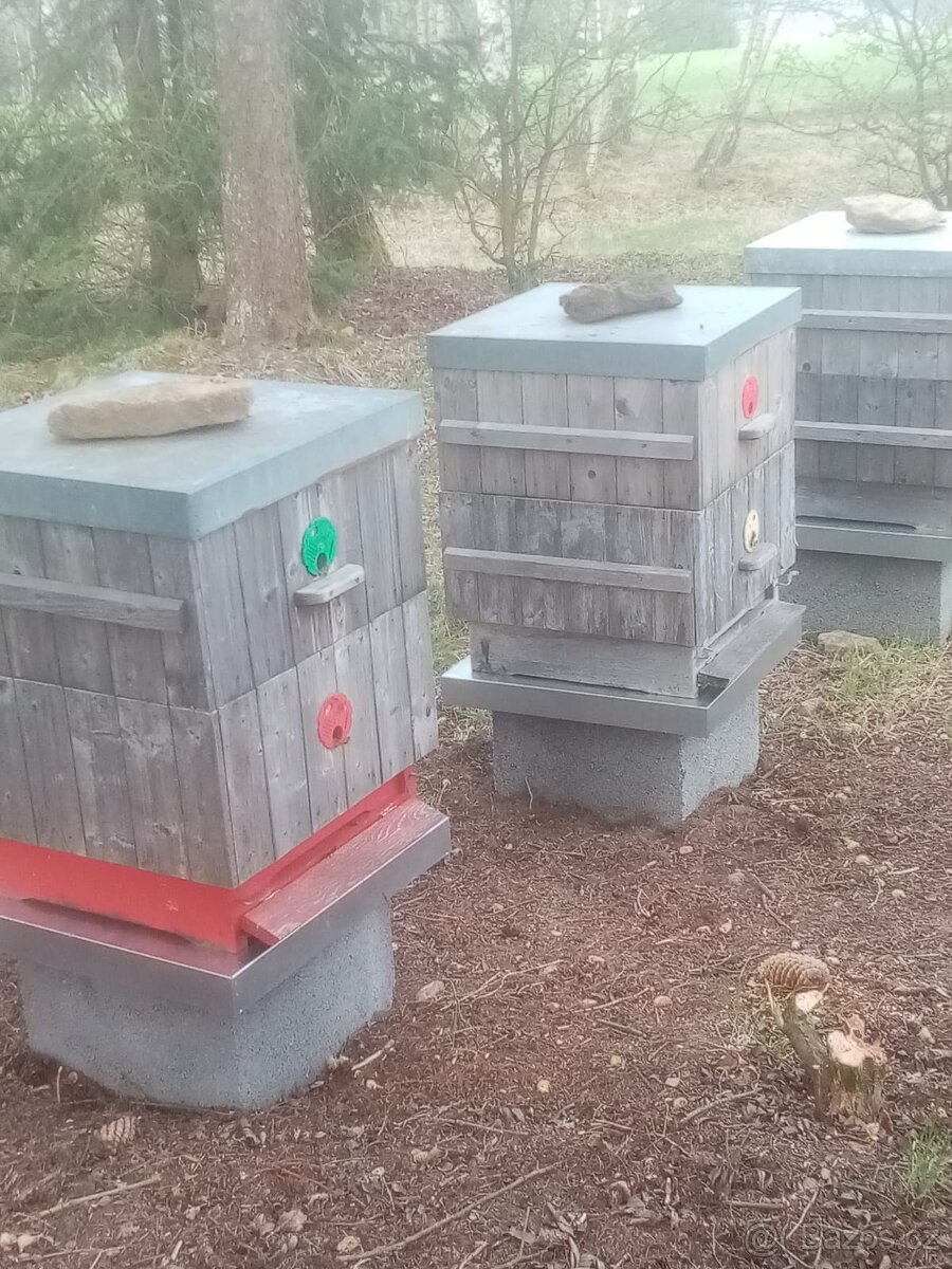 Nástavkové úly 39 x 24