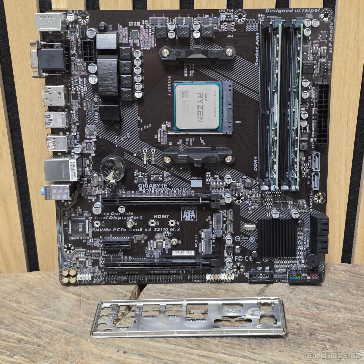 SET - GIGABYTE GA-AB350M-DASH + R3 2200G + 8GB RAM