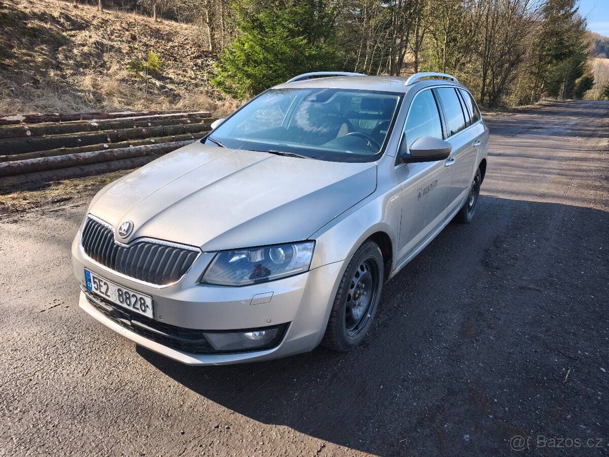 Škoda Octavia Combi III 4x4, DSG Laurint a Klement