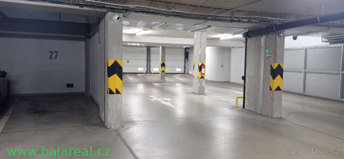 Garážová stání Olomoucká v Brně Černovicích