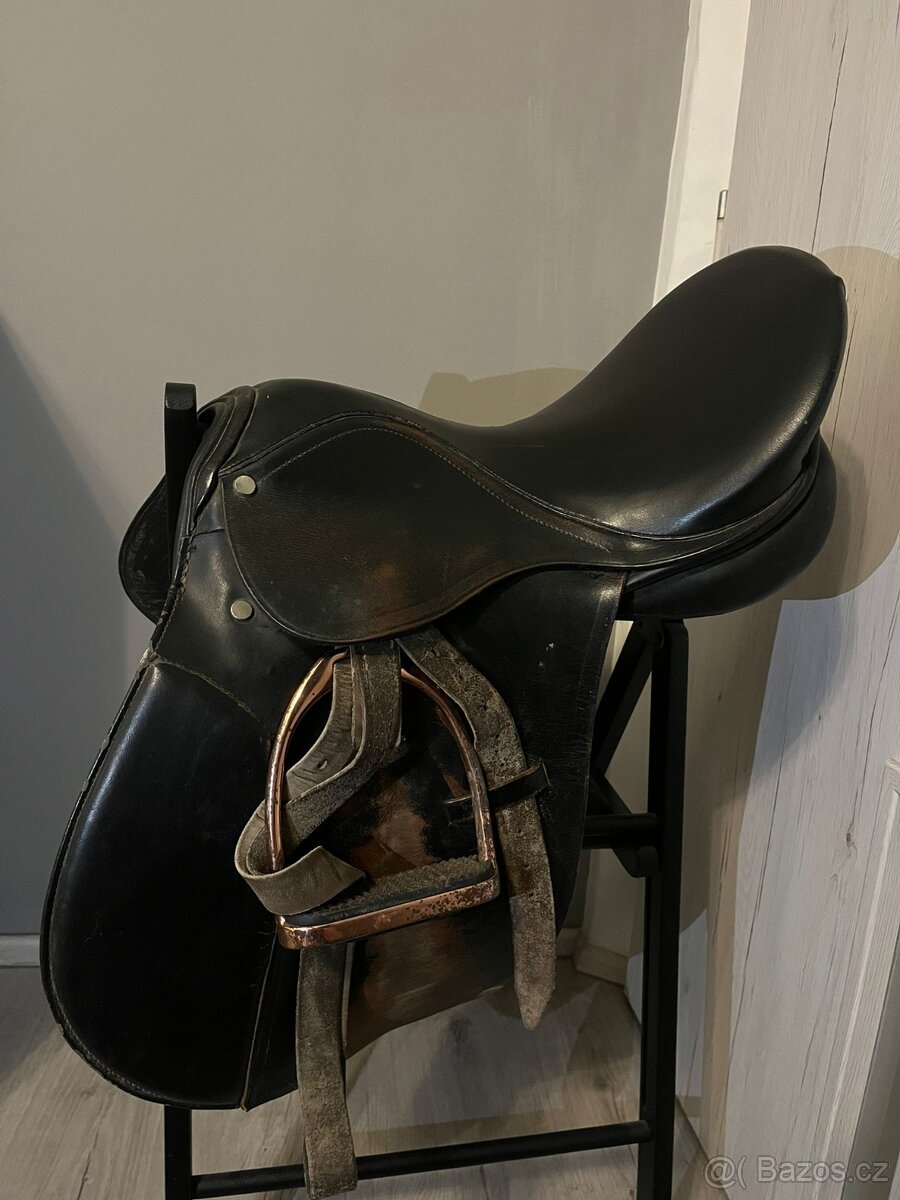 Prodám univerzální sedlo na koně