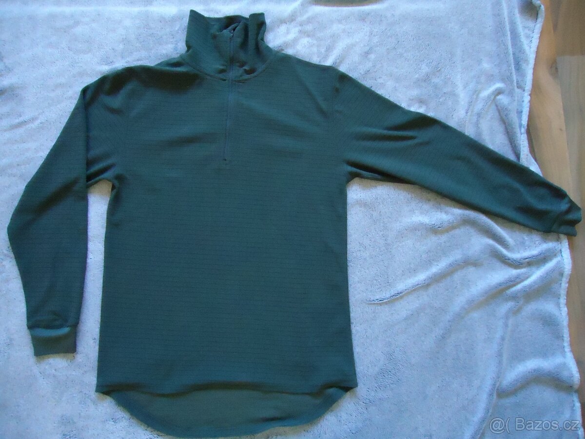 Vojenské termotričko zimní, vel. M, + vojenská čutora