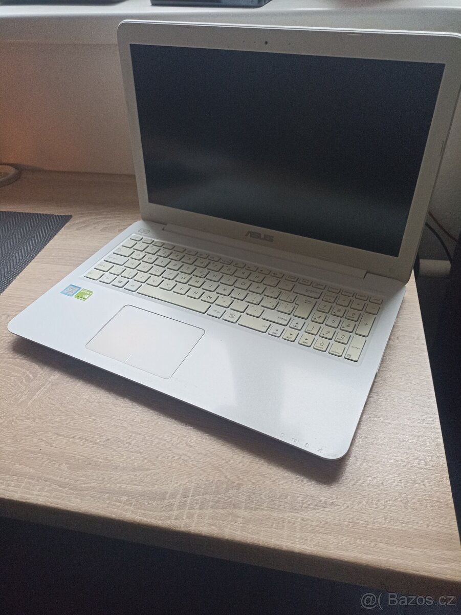 Asus f556U Intel core i5-6198DU