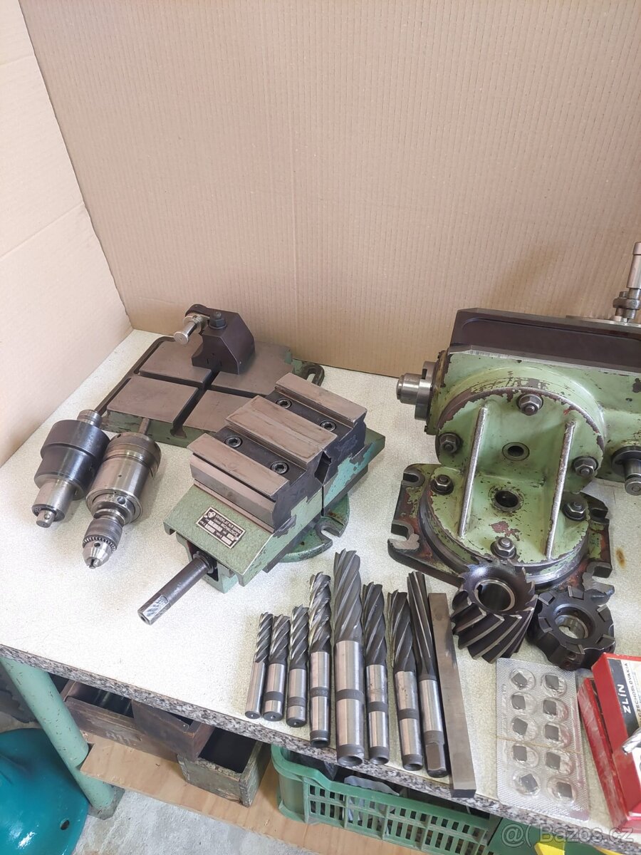 Prislusenstvo k freze