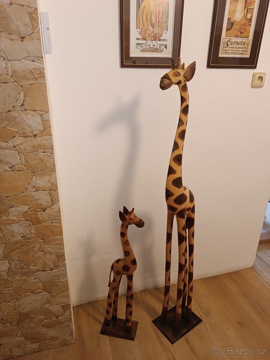 Dekorace žirafy